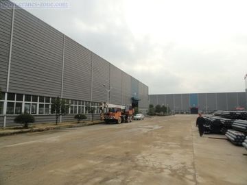 Trung Quốc Tòa nhà Prefab House động đất bằng thép công nghiệp nhẹ với Q235, Q345 nhà cung cấp
