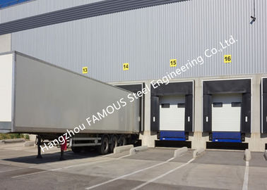 Trung Quốc PVC Vải Dock Dock Dấu cắt nâng Cửa nhà để xe công nghiệp với hoạt động từ xa nhà cung cấp