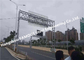 Cổng kết cấu mạ kẽm Khung thép Đèn giao thông và bảng hướng dẫn Biển quảng cáo nhà cung cấp